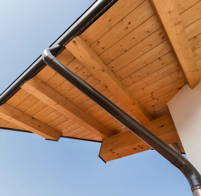 Neem contact met Dakwerken Van Looy Ber op en wij garanderen een professionele aanpak van alle dakwerken. Wij doen zowel daktimmerwerk als dakbedekking.